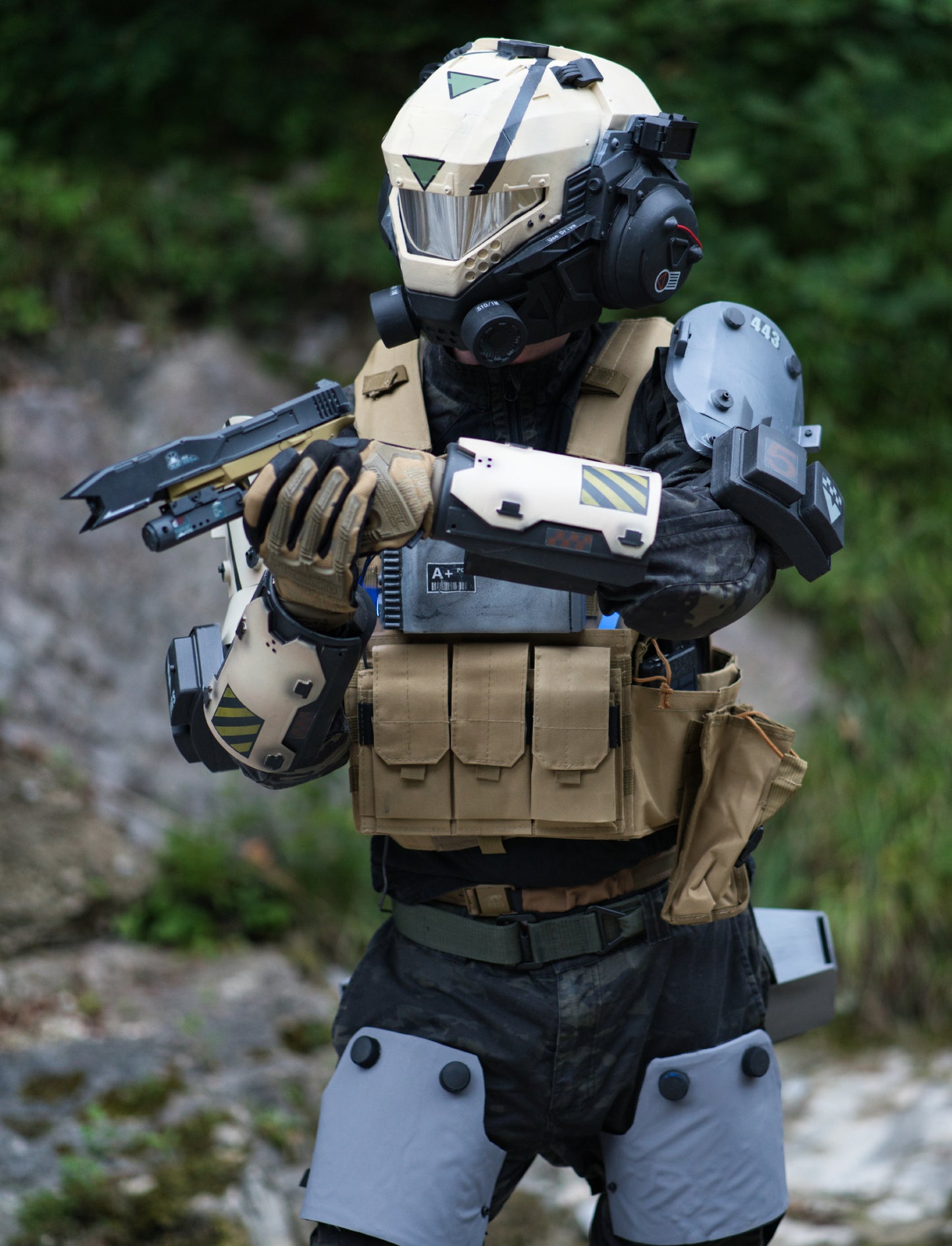 Premium fanmade "Pulse Blade Pilot" Airsoft/Cosplay Armor - Complete